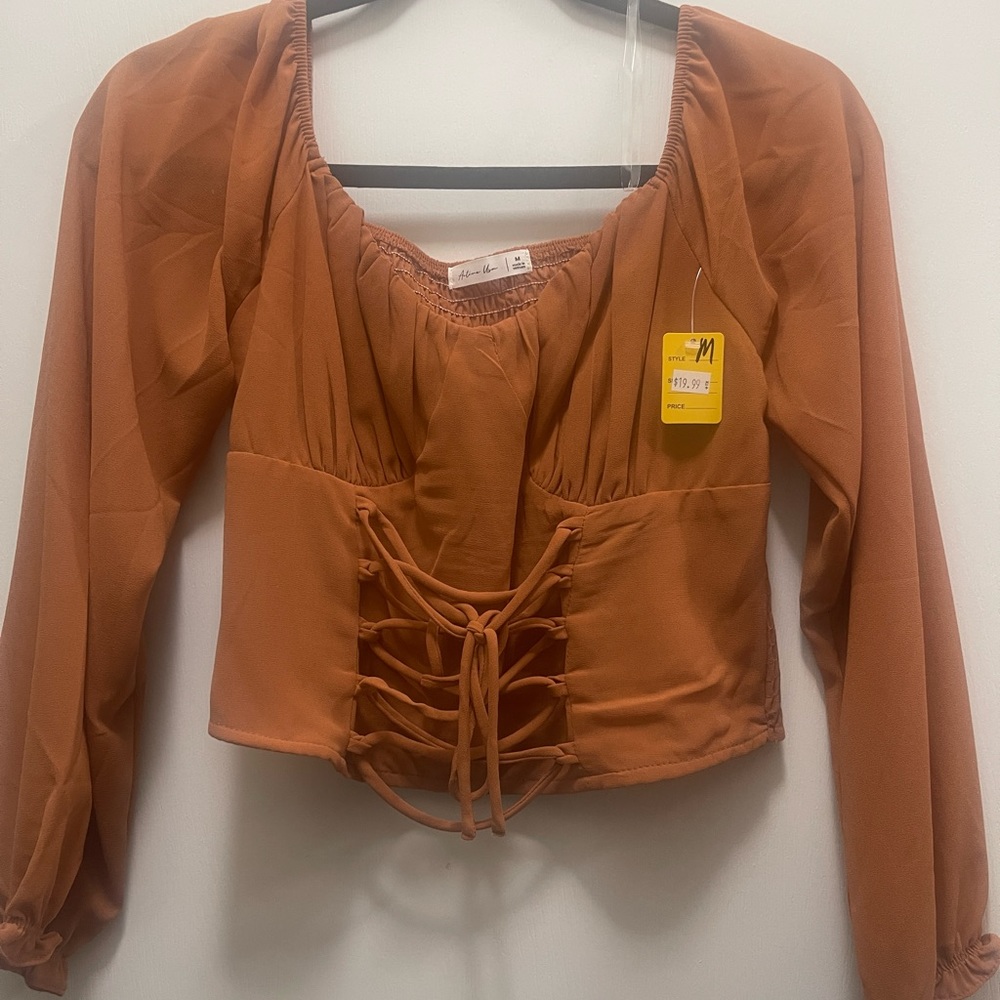 Woman’s crop top